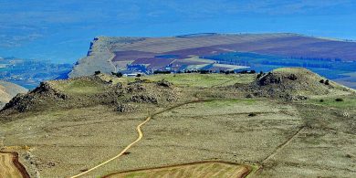 קרני חיטין, צילום- אברמגר, ויקיפדיה
